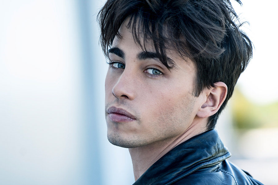 riki-900x600-ok