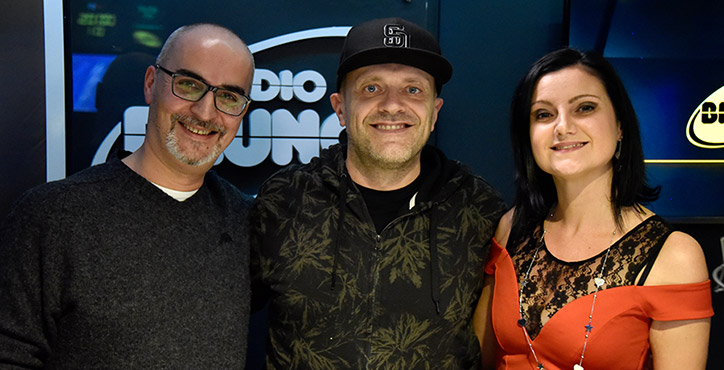 Max Pezzali a Radio Bruno Guarda le foto della diretta