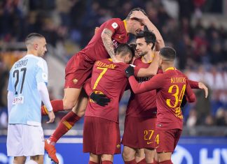 Roma batte Como 1-0 nel posticipo