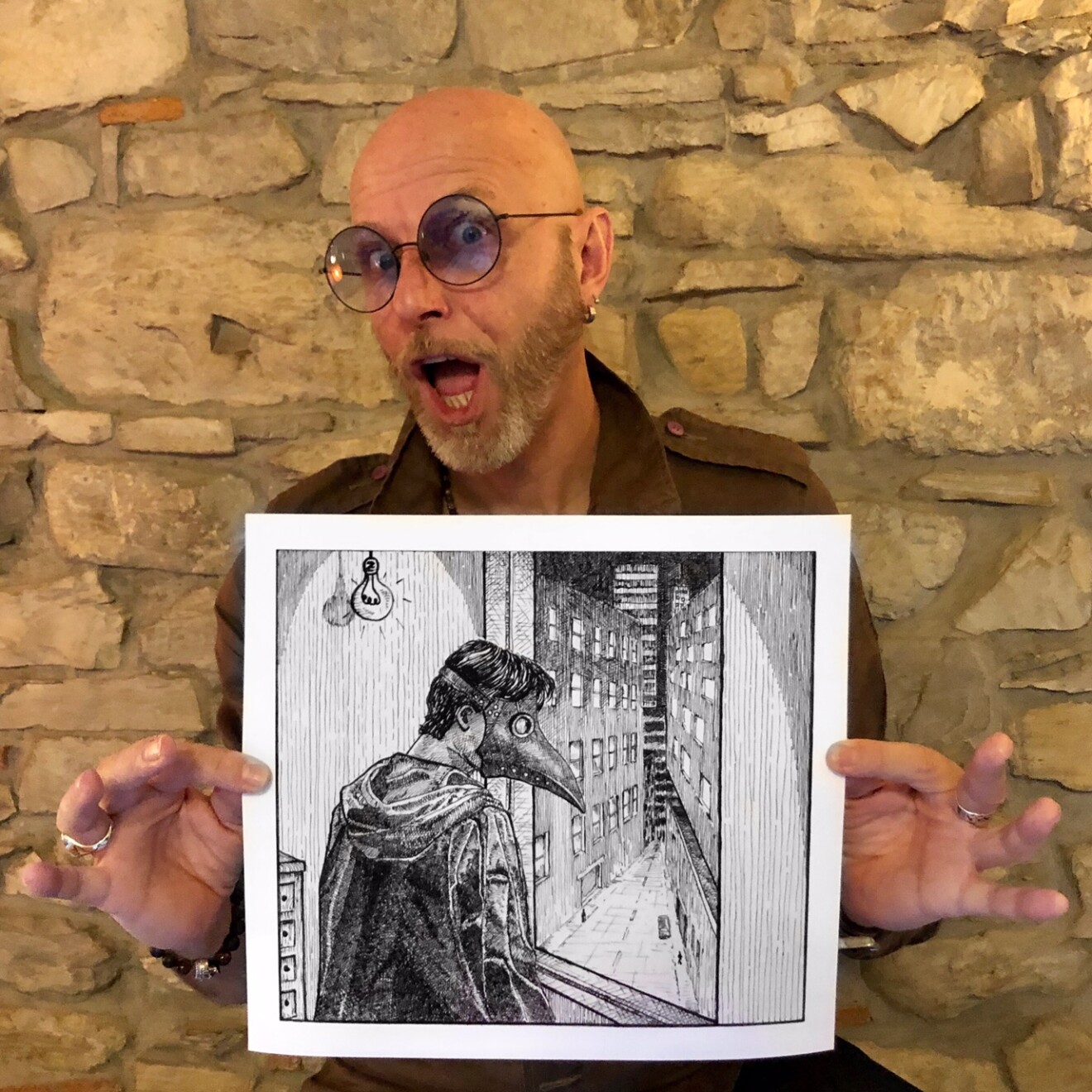 Pau presenta Pauhaus.it: il frontman dei Negrita apre lo shop online dedicato ai suoi disegni.