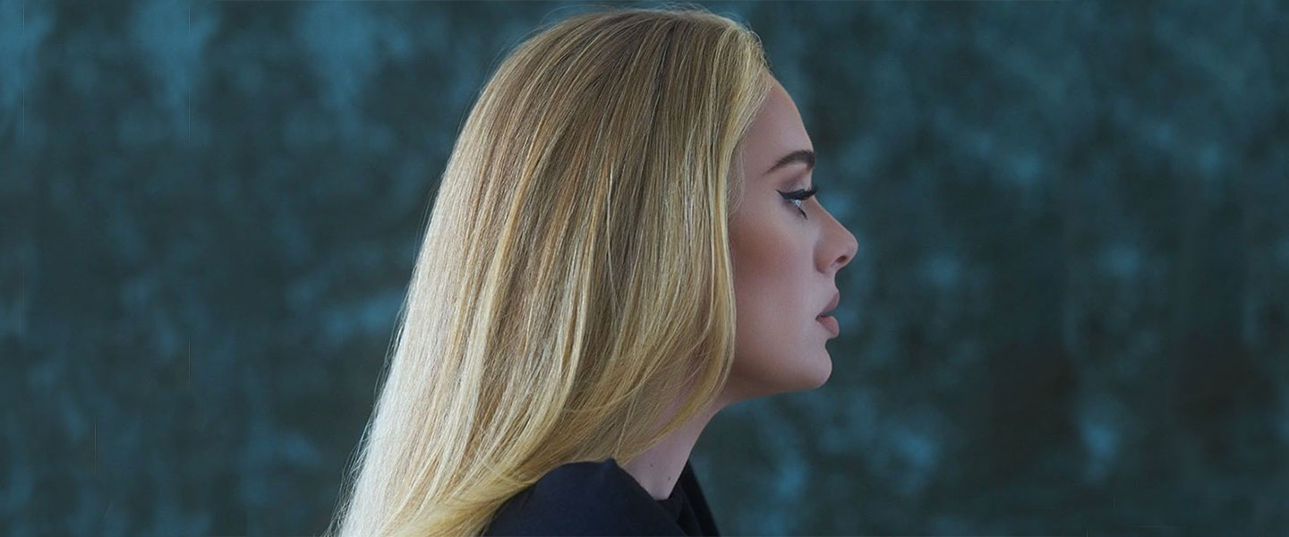 Adele ha monopolizzato la produzione di vinili, creando il panico tra gli  artisti britannici