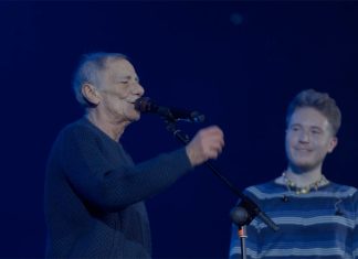 Alfa in concerto a Milano, l’emozionante duetto con Roberto Vecchioni