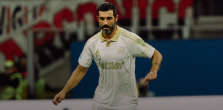 Pisa, frattura scomposta del quinto metacarpo per Albiol: calciatore già operato