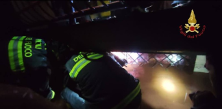 Maltempo in Italia: a Roma salvate due ragazze