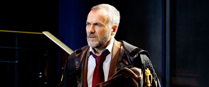 Massimiliano-Gallo-in-Malinconio.-Moderatamente-felice_ph-Manuela-Giusto-