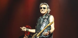Ligabue inaugura l’Unipol Dome: grandissimo successo per “La Prima Notte”