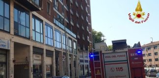 Appartamento in fiamme: tratta in salvo anziana ultracentenaria