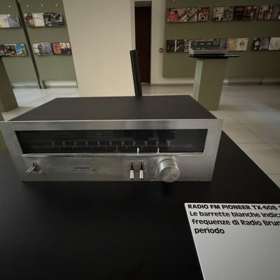 Radio Fm Pioneer TX-608 1979